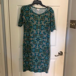 Lularoe Julia. Green print bodycon dress - M